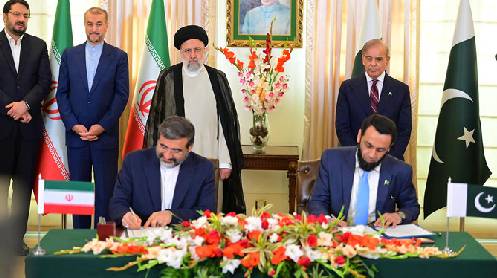 Pakistan and Iran to Strengthen Economic and Energy Ties, Emphasize Regional Stability