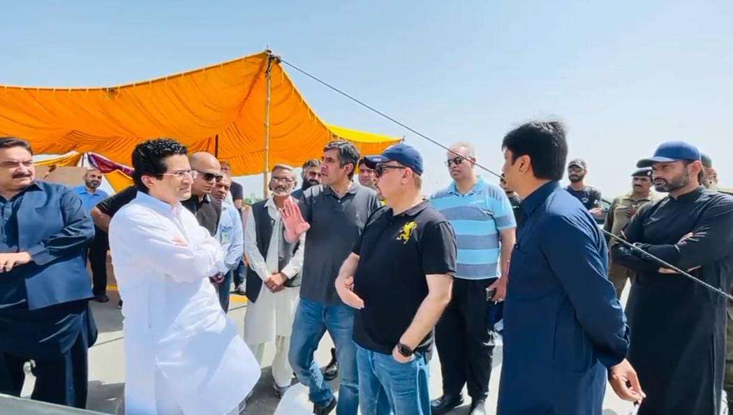 Federal Minister for Petroleum Ali Pervaiz Malik Visits Jalalpur Pirwala, Reviews Flood-Affected Gas Pipeline